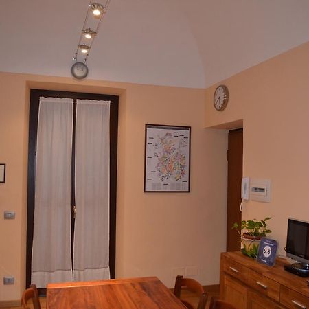 Apartment Alfieri Alba  Exteriör bild